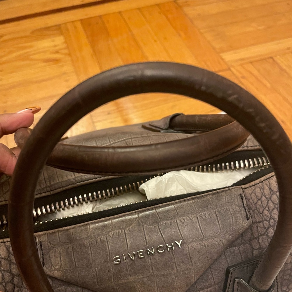 Givenchy Antigona - image 5